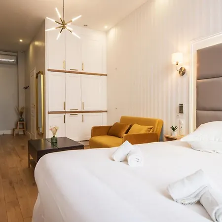 Les Faidherbe Aparthotel *