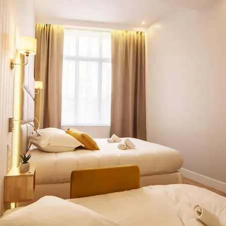 Les Faidherbe Aparthotel