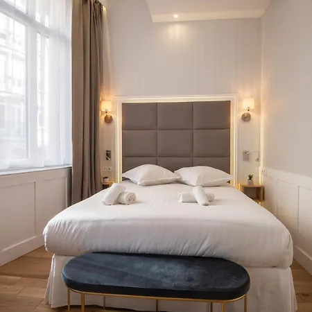 Les Faidherbe Aparthotel