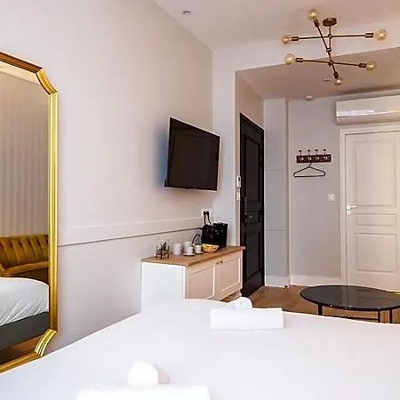 Les Faidherbe Aparthotel