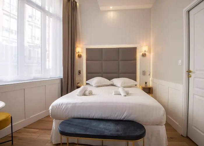 Les Faidherbe Aparthotel