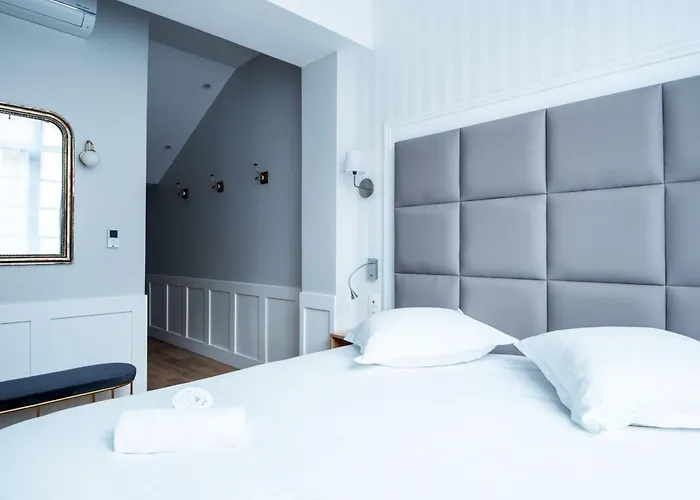 Les Faidherbe Aparthotel 4*